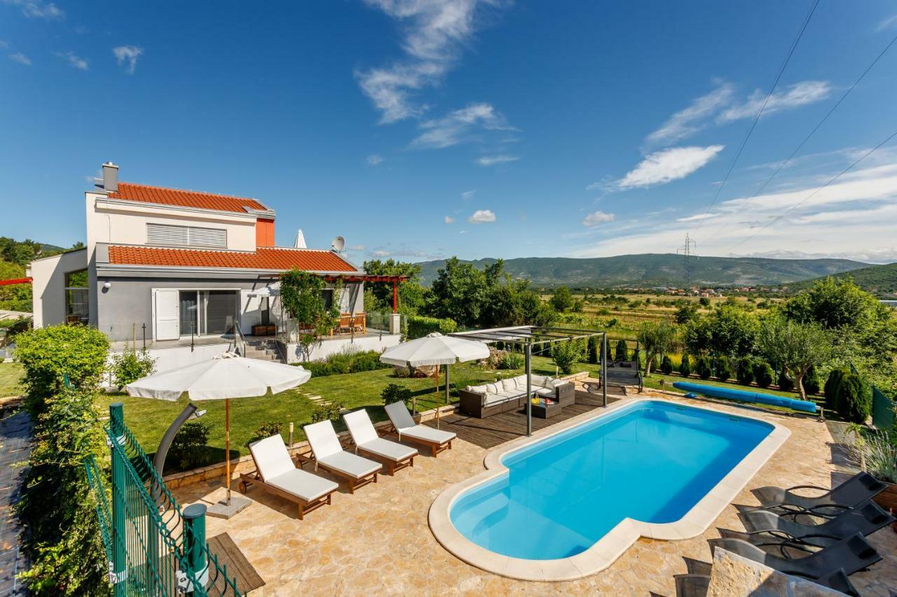 Luxury Villa Nadalina-Dicmo Dugopolje Dış mekan fotoğraf