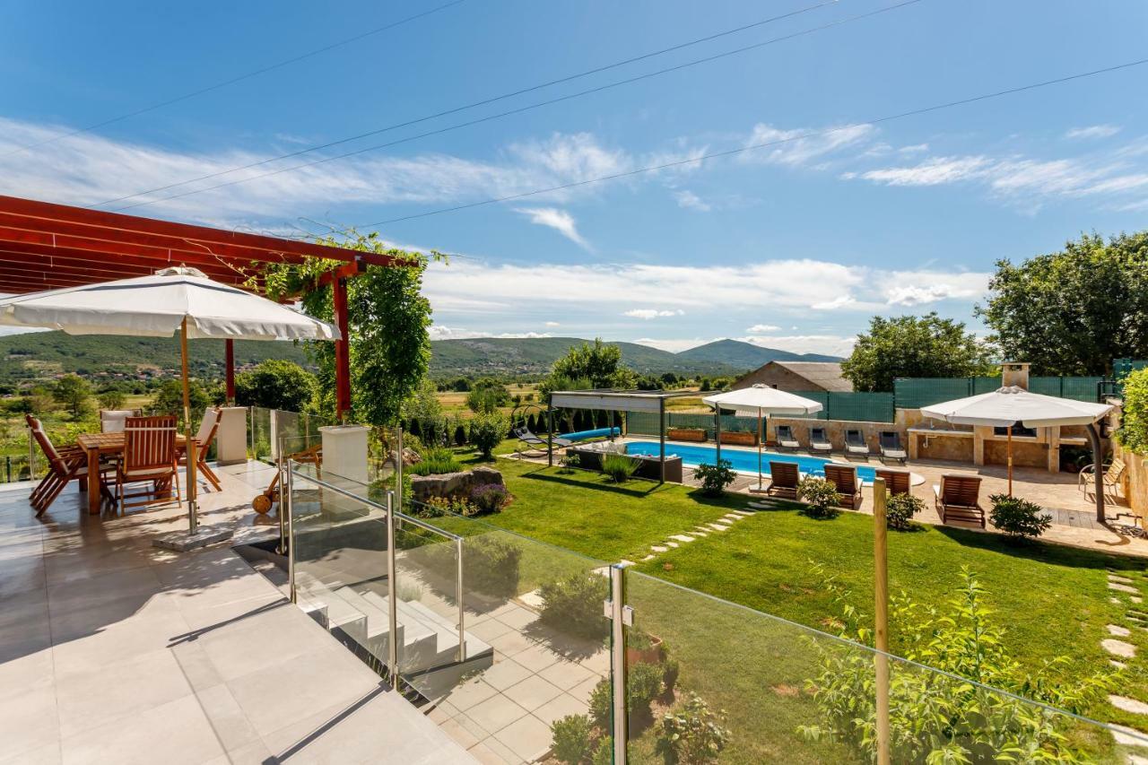 Luxury Villa Nadalina-Dicmo Dugopolje Dış mekan fotoğraf
